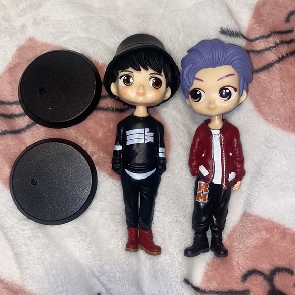 BTS Jungkook & Namjoon figures - Picture 5 of 5